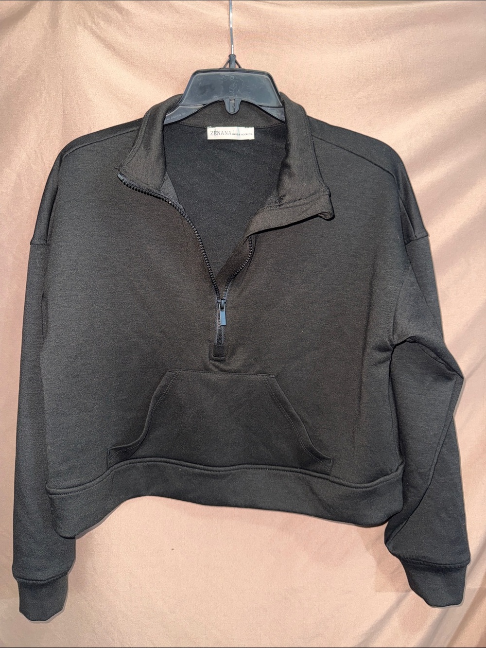 NWOT Zenana Women’s Black Half-Zip Cropped Pullover Hoodie Small